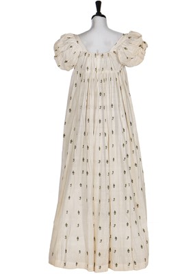 Lot 35 - An Indian embroidered muslin gown, circa 1805
