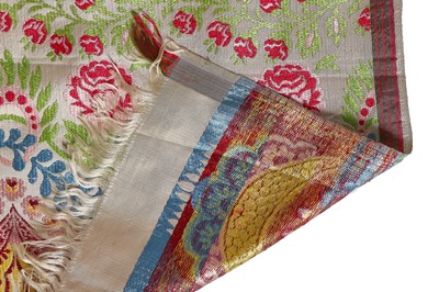 Lot 37 - A fine Spitalfields ivory silk stole, 1810-20
