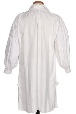 Lot 41 - A fine gentleman's linen shirt, circa 1810
