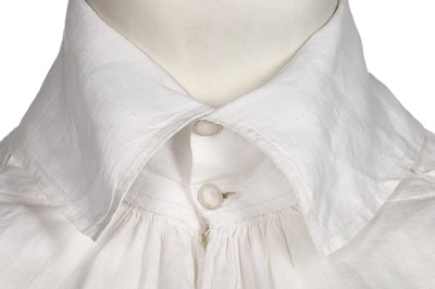 Lot 41 - A fine gentleman's linen shirt, circa 1810