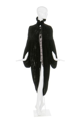Lot 44 - Alexander McQueen shirred black velvet opera coat, 'Widows of Culloden', Autumn-Winter 2006-07