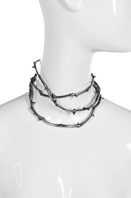 Lot 52 - Shaun Leane for Alexander McQueen rose thorn choker, Sarabande collection, Spring-Summer 2007