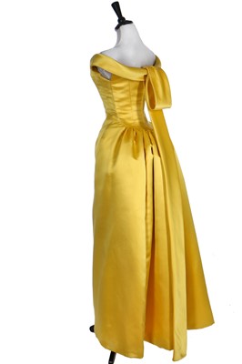 Lot 116 - A fine Balenciaga couture yellow satin sheath, Autumn-Winter 1962-63
