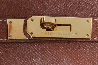 Lot 4 - An Hermès gold epsom leather Kelly Sellier 32, 1994