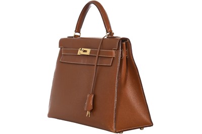 Lot 4 - An Hermès gold epsom leather Kelly Sellier 32, 1994