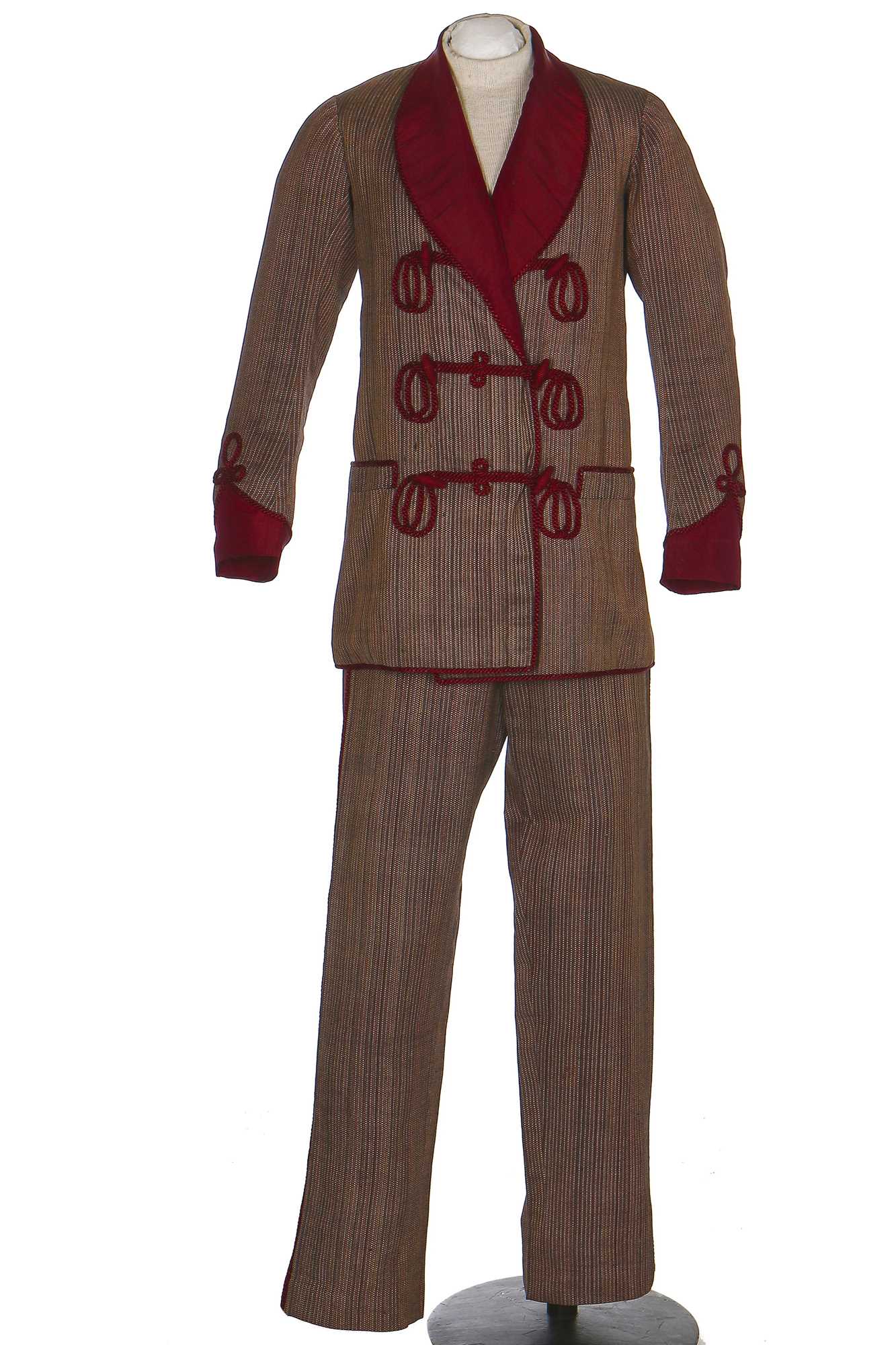 Lot 45 - A fine and rare Henry Poole & Co. gentleman's smoking suit, English, 1885