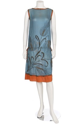 Lot 18 - An interesting beaded flapper dress, mid 1920s