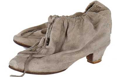 Lot 166 - Vivienne Westwood Nostalgia of Mud (Buffalo) Collection 'bag'-boots, A/W 1982-83