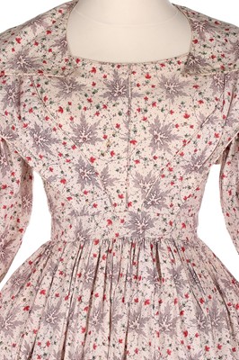 Lot 88 - A printed cotton day dress and matching fichu,...