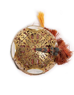 Lot 89 - A fine knitted silk reticule, French, circa...