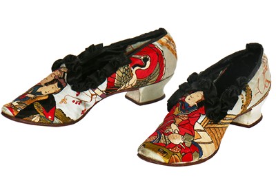 Lot 49 - A  fine and rare pair of Luigi Zanotti embroidered Japonisme shoes, Italian, circa 1875