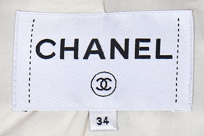 Lot 12 - A Chanel contrasting monochrome tweed suit, Pre-Fall 2017