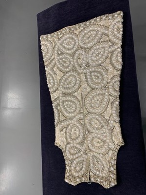 Lot 89 - A Felisa Irigoyen couture embellished cocktail dress, 1968-69