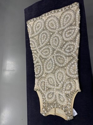 Lot 89 - A Felisa Irigoyen couture embellished cocktail dress, 1968-69