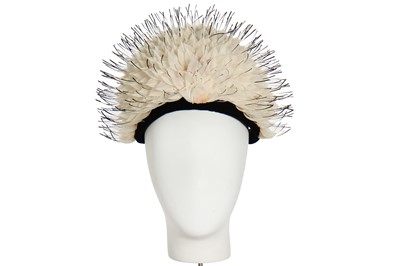 Lot 376 - A fine Dior feather and velvet hat, 1950s