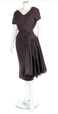 Lot 220 - A Balenciaga couture grey moss crêpe dinner...