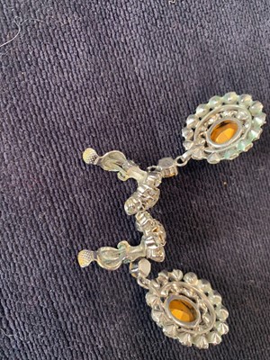 Lot 26 - A fine and rare Dior parure of cut brilliants, 1969