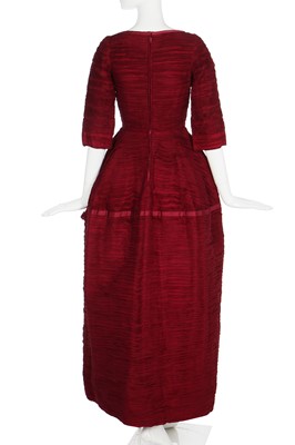 Lot 86 - A Sybil Connolly pleated linen gown, 'Christmas Holiday', circa 1960