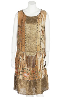 Lot 62 - A Jean Patou couture embroidered velvet cocktail dress, 1925-26