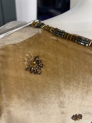 Lot 62 - A Jean Patou couture embroidered velvet cocktail dress, 1925-26