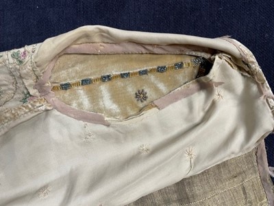 Lot 62 - A Jean Patou couture embroidered velvet cocktail dress, 1925-26