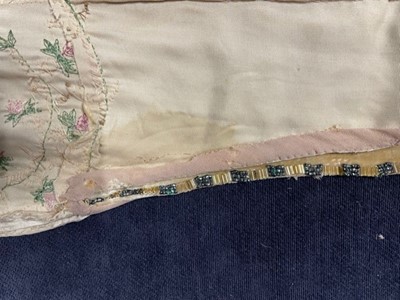 Lot 62 - A Jean Patou couture embroidered velvet cocktail dress, 1925-26