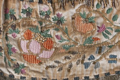 Lot 62 - A Jean Patou couture embroidered velvet cocktail dress, 1925-26