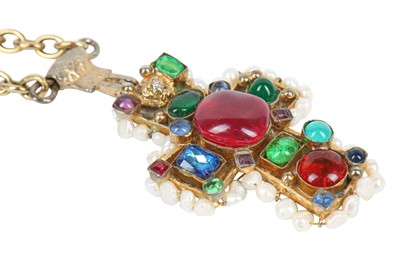 Lot 14 - A fine Chanel gilt chain necklace with large bejewelled crucifix pendant, 1971-1981