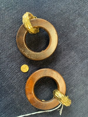 Lot 20 - A Chanel gilt eight-pointed flower-head-shaped brooch, 1985