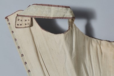 Lot 41 - A fine pair of moiré silk-covered stays, French, 1770-85