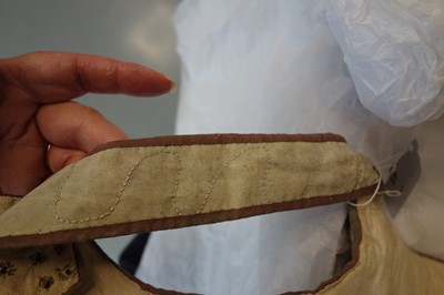 Lot 41 - A fine pair of moiré silk-covered stays, French, 1770-85