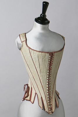 Lot 41 - A fine pair of moiré silk-covered stays, French, 1770-85