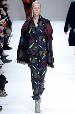 Lot 243 - A Yoshiyuki Miyamae for Issey Miyake 'puffer' scarf, Autumn-Winter 2012