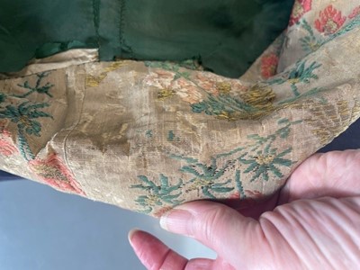 Lot 37 - A fine gentleman's silk banyan, circa 1830