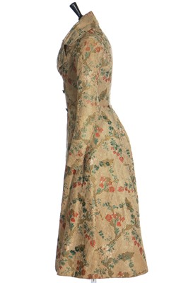 Lot 37 - A fine gentleman's silk banyan, circa 1830