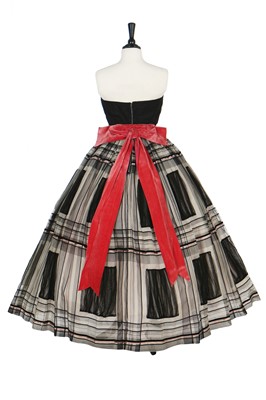 Lot 77 - A Pierre Balmain couture dance dress, mid-1950s
