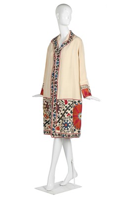 Lot 65 - An ivory silk summer coat made from a Central Asian embroidered suzani, circa 1928