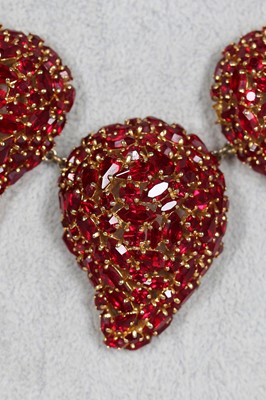 Lot 24 - A Dior necklace of faceted 'ruby' rhinestones set in a gilt metal mount, 1962