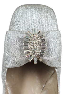 Lot 94 - A pair of Dior silver lurex shoes, circa 1966
