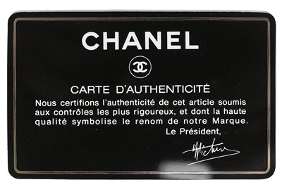 Lot 6 - A Chanel fire-engine-red lambskin leather handbag, 1986-88
