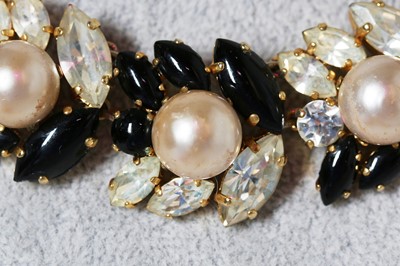 Lot 27 - A Dior necklace of faceted clear and polished black 'stones', 1964
