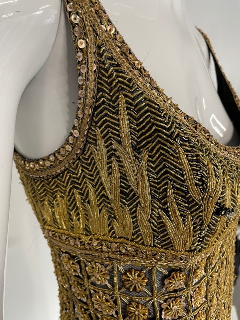 chanel haute couture 1996 gold embroidered dress Isha Ambani in F/W 1996 Chanel Haute Couture