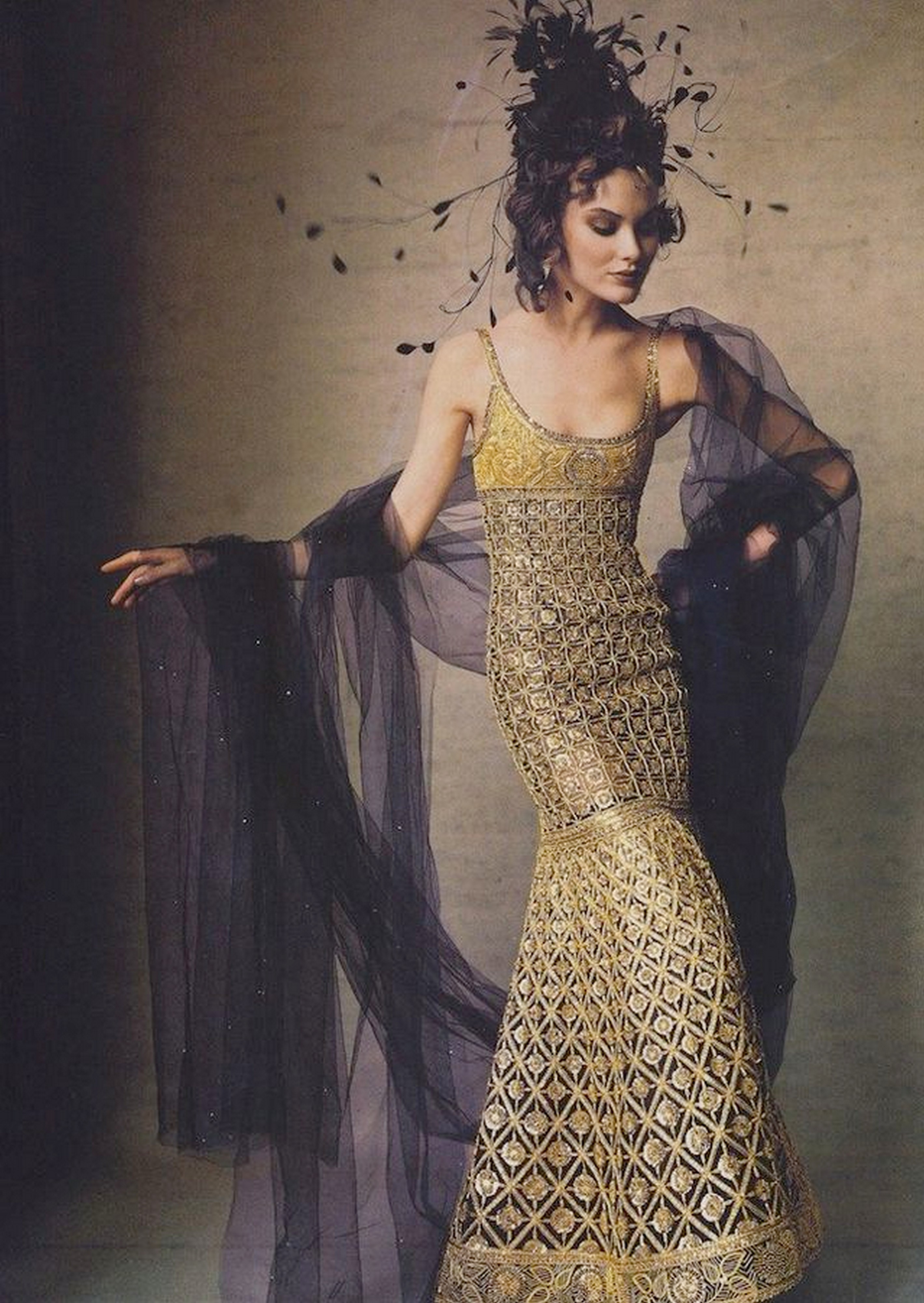 chanel haute couture 1996 gold embroidered dress Chanel 1996 Haute Couture Gold Lace gown at 1stDibs