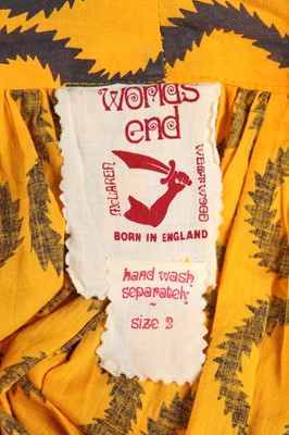 Lot 358 - A fine Westwood/McLaren squiggle print shirt and sash, 'Pirate' collection, Autumn-Winter 1981-82