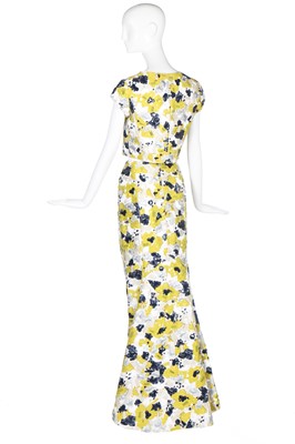 Lot 172 - An Oscar de la Renta ensemble of printed cotton-silk, Spring-Summer 2009