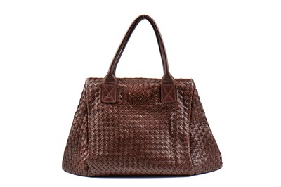 Lot 133 - A Bottega Veneta woven brown leather bag, modern