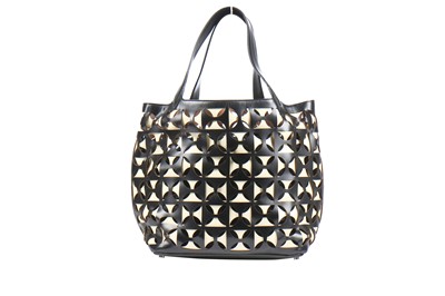 Lot 31 - An Alaïa laser-cut leather bucket-style bag, modern