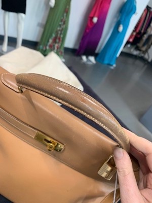 Lot 67 - An Hermès cognac graine calf leather Kelly 35, 1993