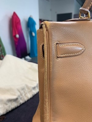 Lot 67 - An Hermès cognac graine calf leather Kelly 35, 1993