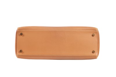 Lot 67 - An Hermès cognac graine calf leather Kelly 35, 1993